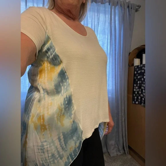 Kim & Cami Top 1X - Picture 5 of 5